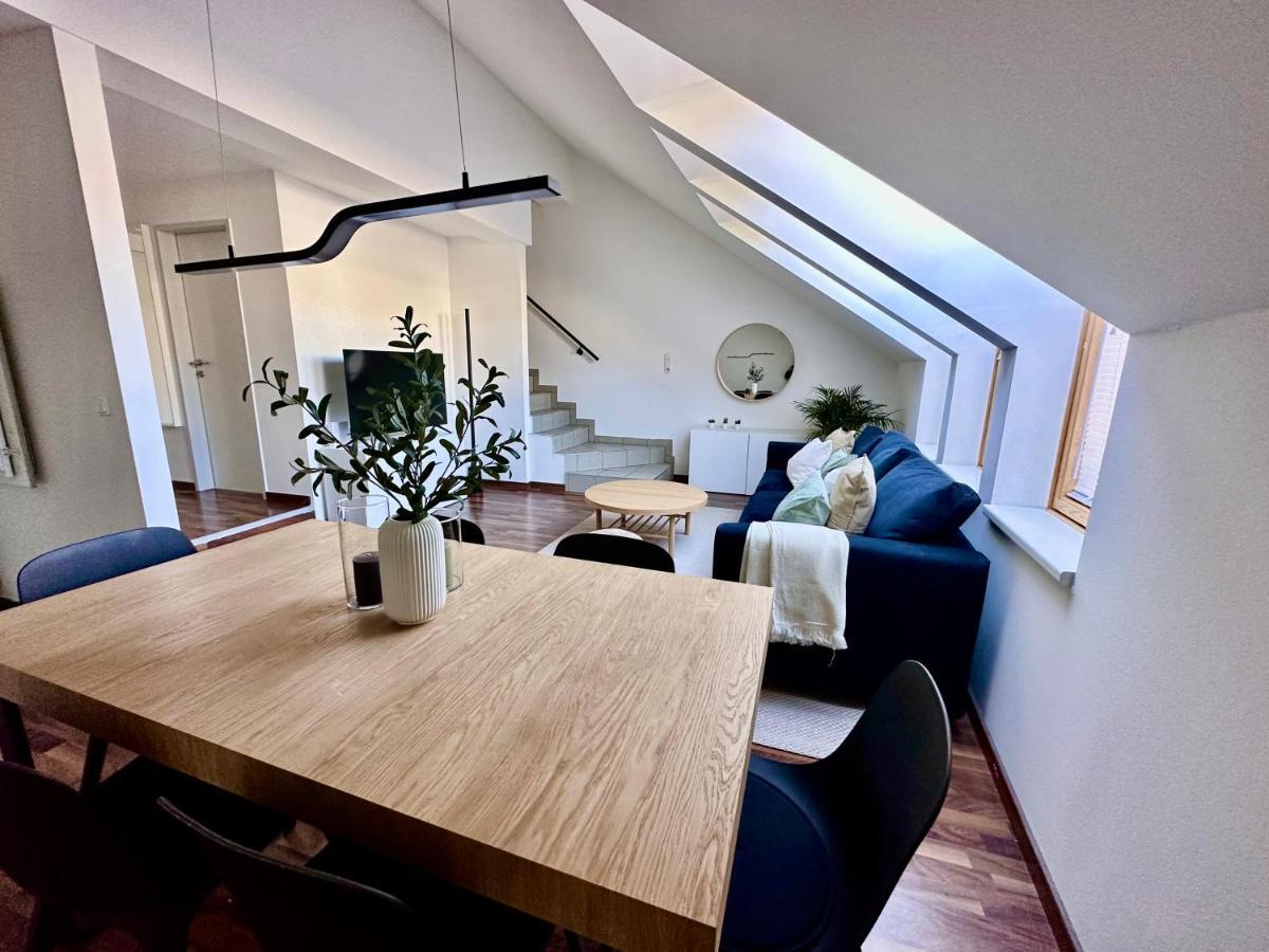 Designer Apartment Im Herzen Von 플메스 외부 사진